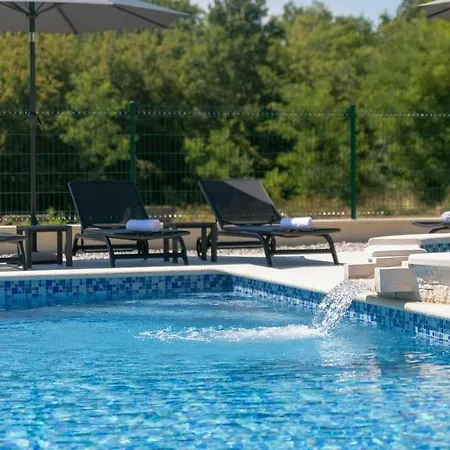 Holiday home Greenblue *