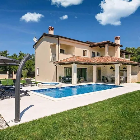 Holiday home Greenblue Porec